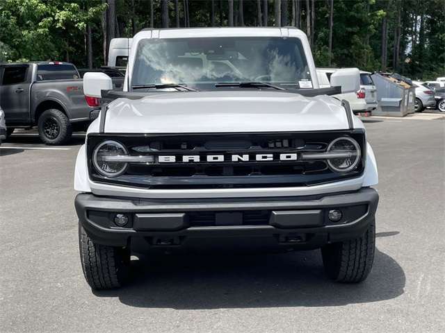 2025 Ford Bronco Outer Banks photo 4