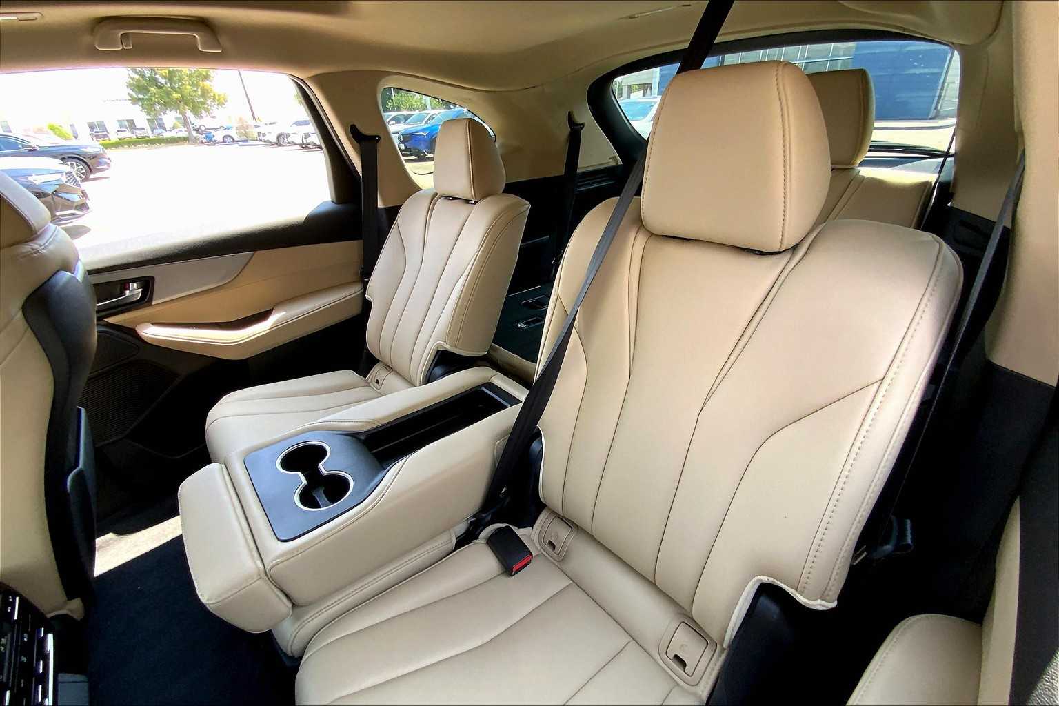 2025 Acura MDX SH-AWD photo 36