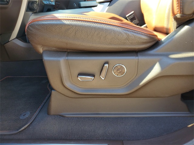 2021 Ford F-350 King Ranch photo 15