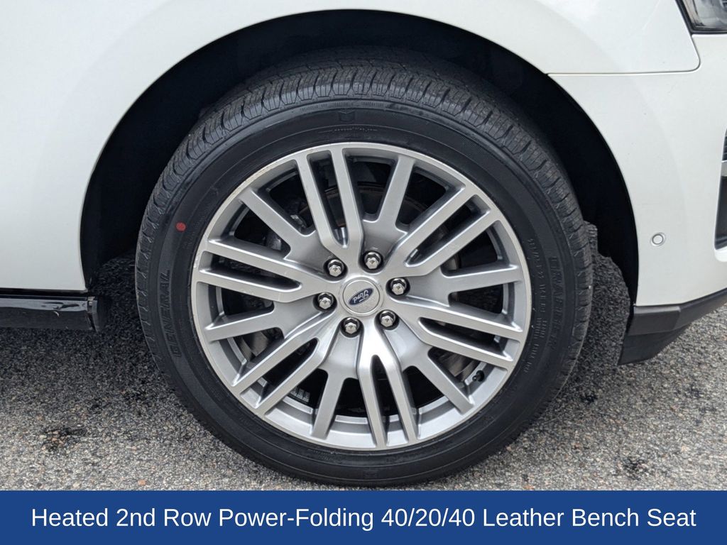 2022 Ford Expedition Limited photo 9