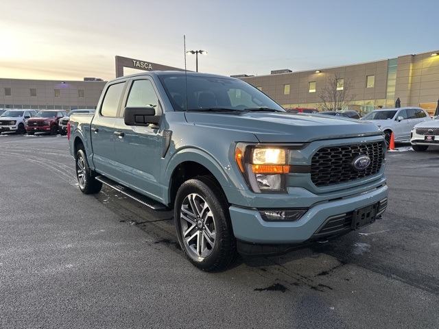 2023 Ford F-150 XL's photo