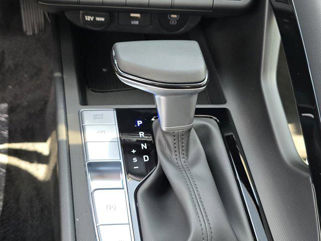 2025 Hyundai Elantra Limited photo 20