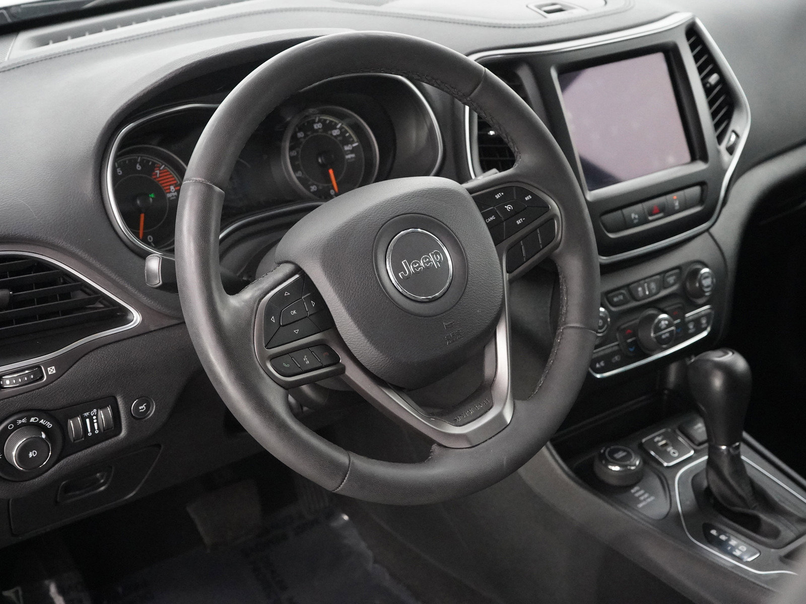 2021 Jeep Cherokee Altitude Latitude Lux photo 18