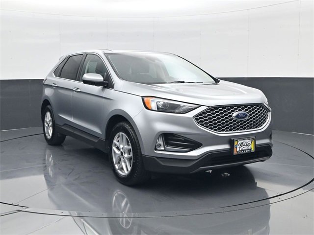 2024 Ford Edge SEL photo 3