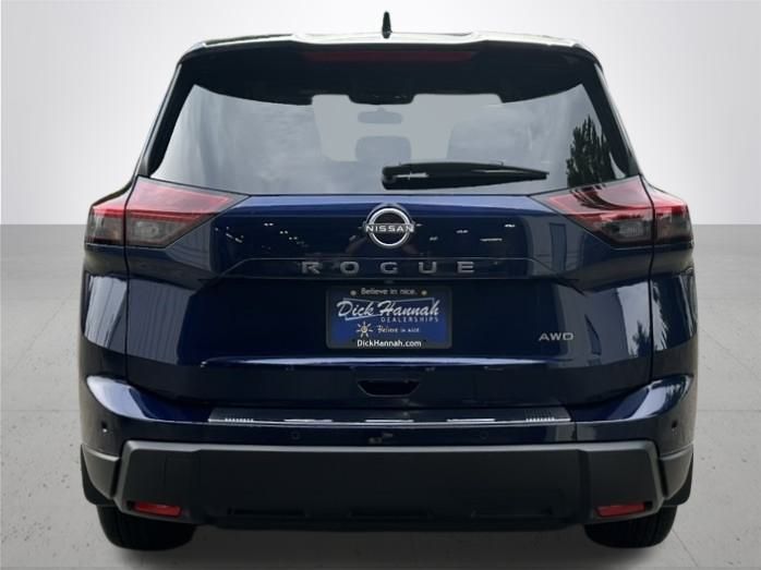 2026 Nissan Rogue SV photo 7