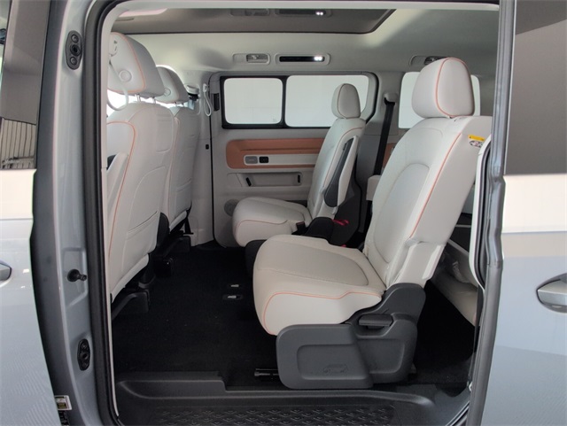 2025 Volkswagen ID. Buzz photo 7