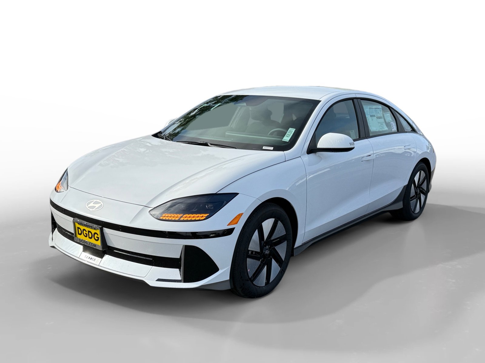 2025 Hyundai IONIQ 6 SE's photo