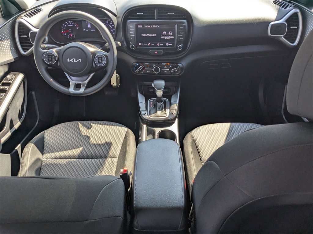 2022 Kia Soul LX S X-Line photo 10