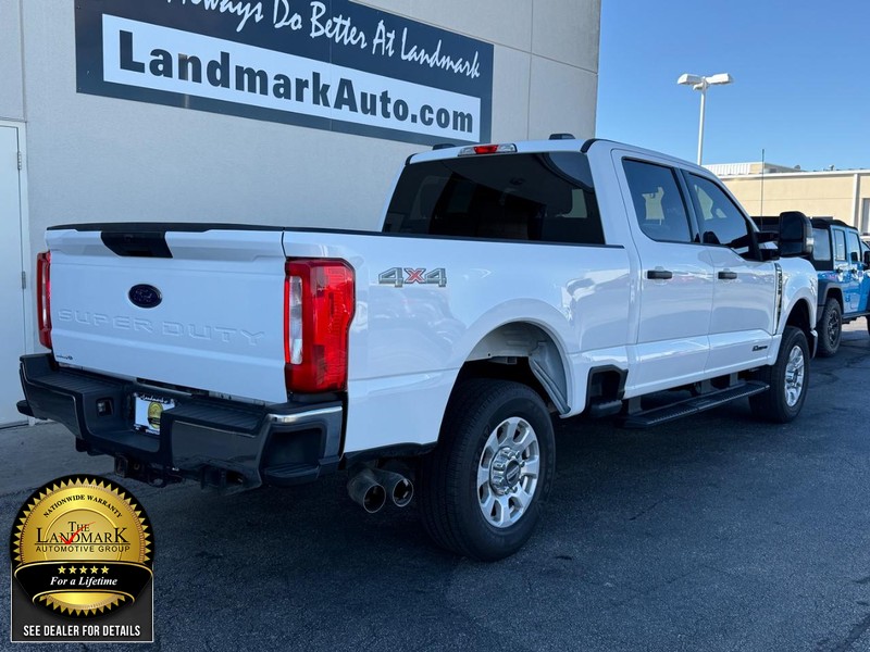 2024 Ford F-250 XLT photo 3