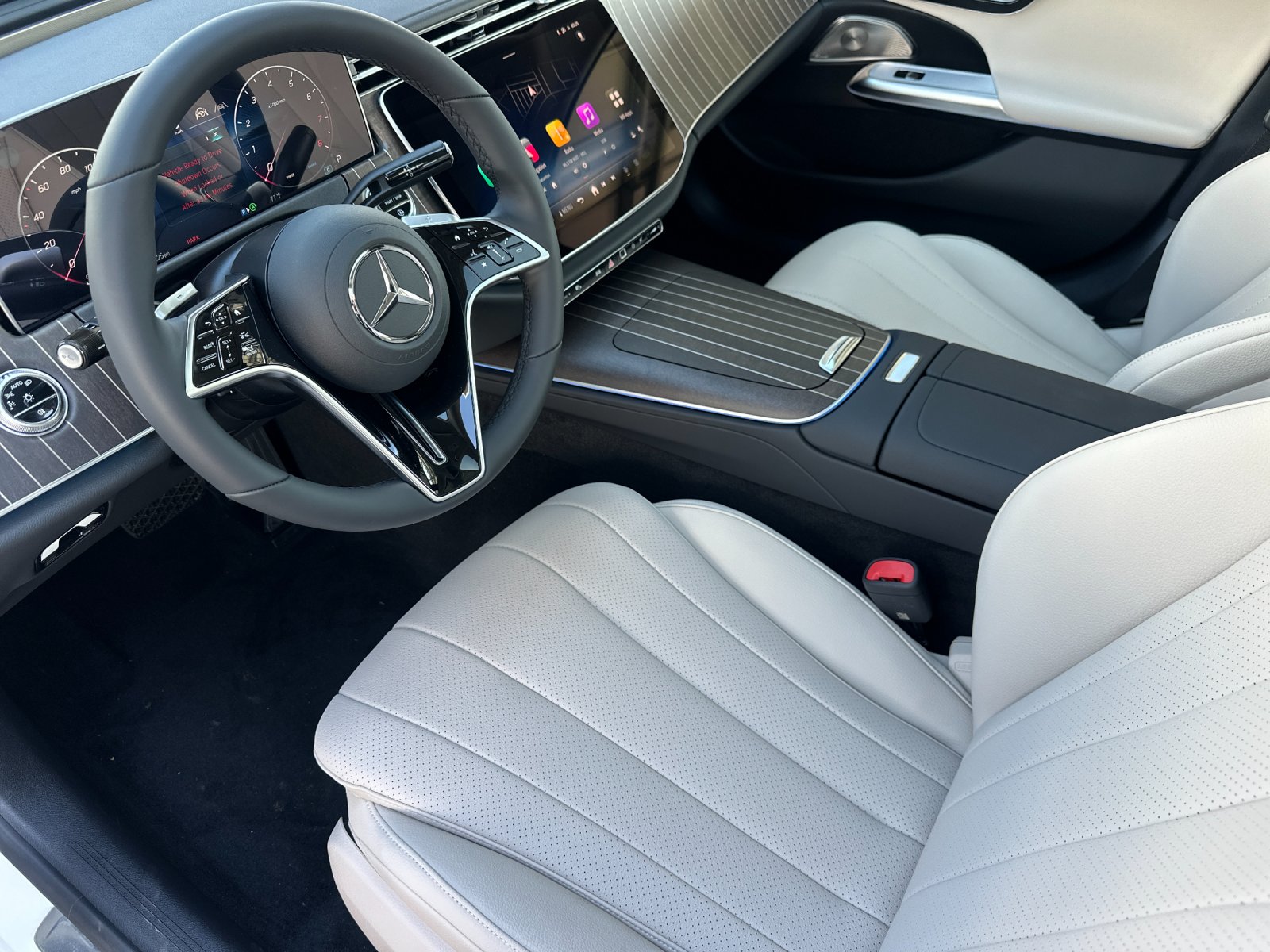2026 Mercedes Benz E 350 4MATIC Sedan photo 10