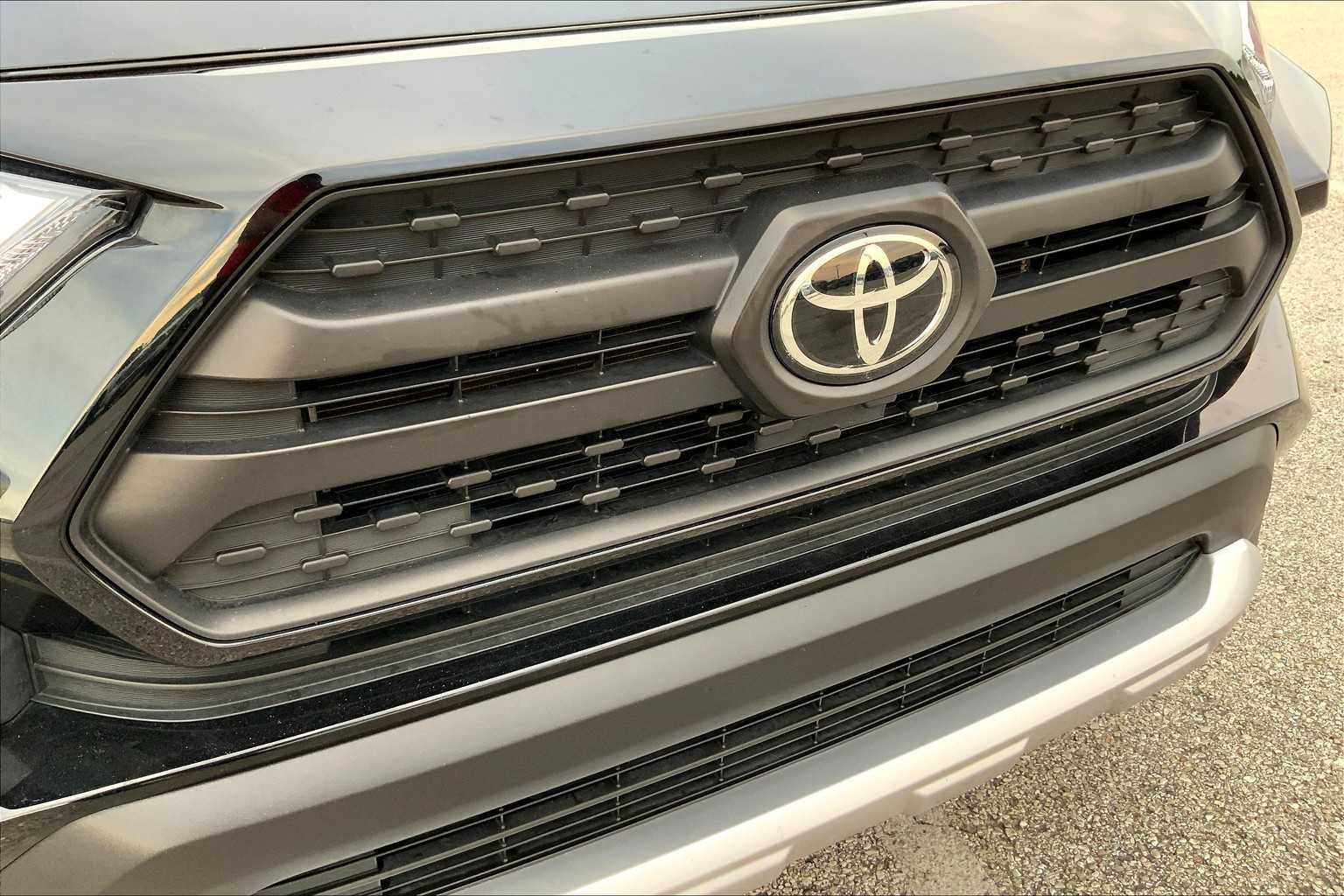 2024 Toyota RAV4 Adventure photo 23