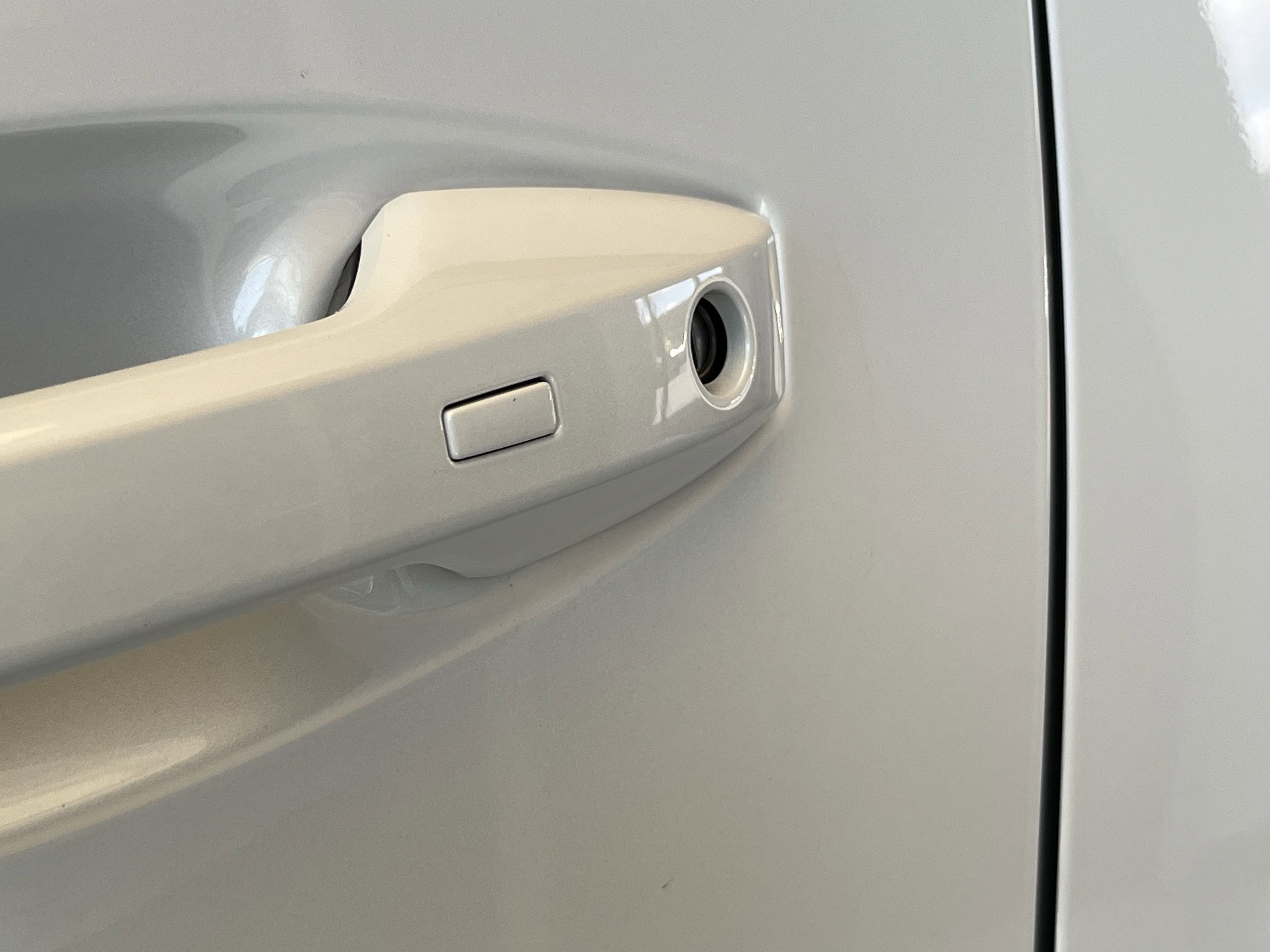 2025 Nissan Armada photo 4