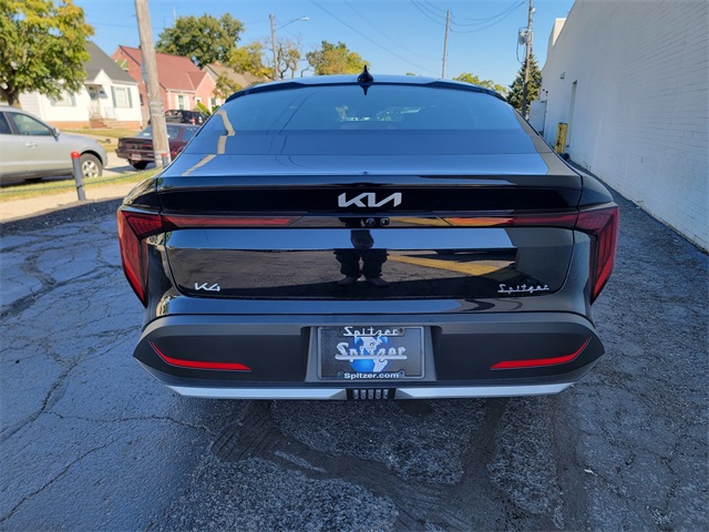 2025 Kia K4 LXS photo 3