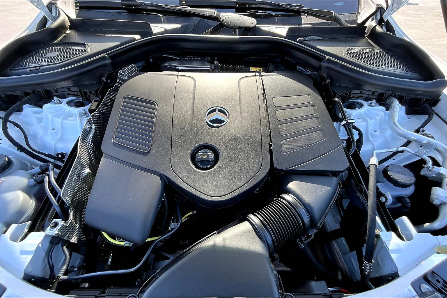 2025 Mercedes Benz GLC 300 photo 15