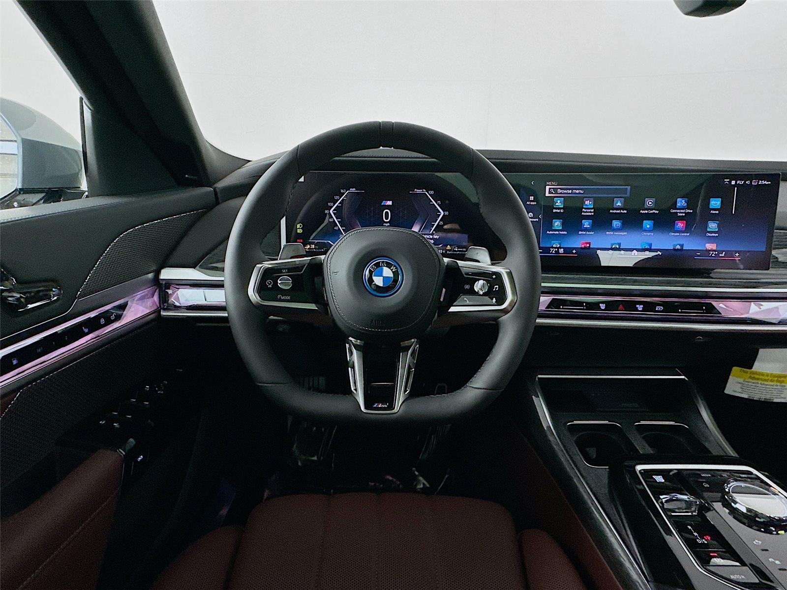 2026 Bmw 750e photo 11