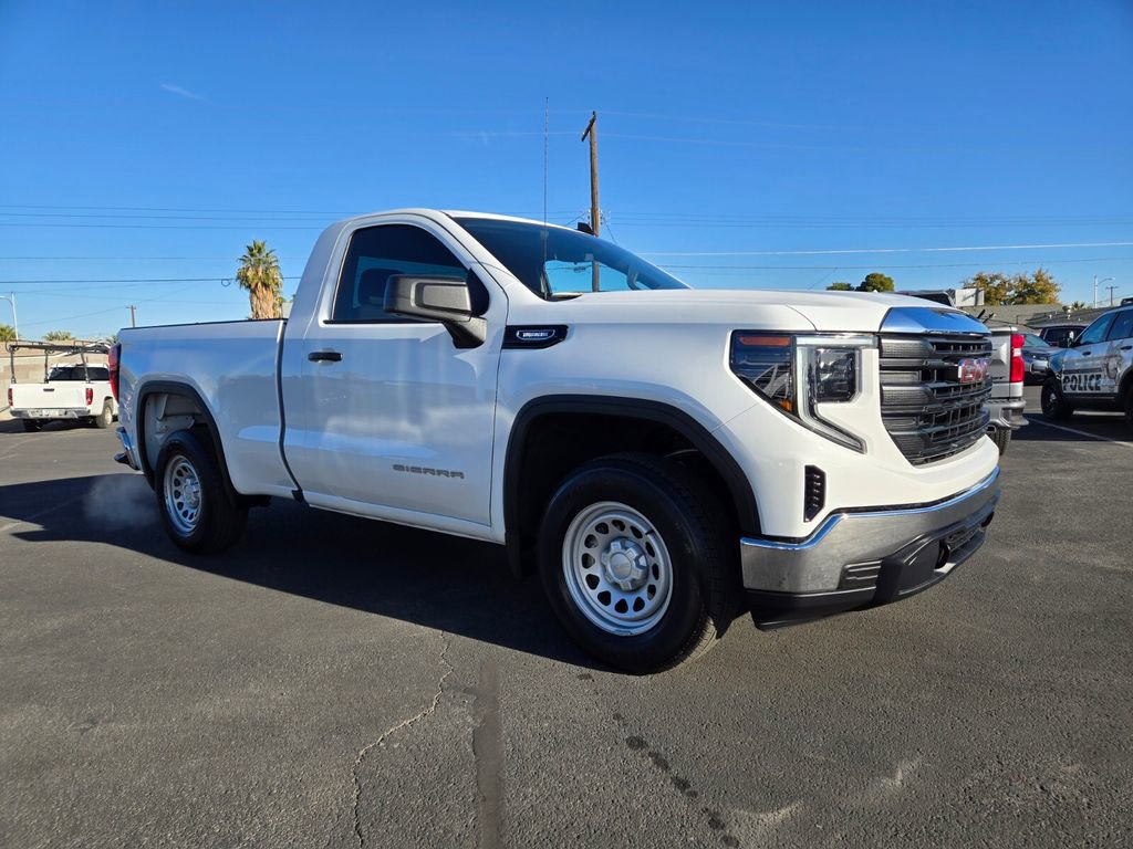 2025 GMC Sierra 1500 Pro's photo
