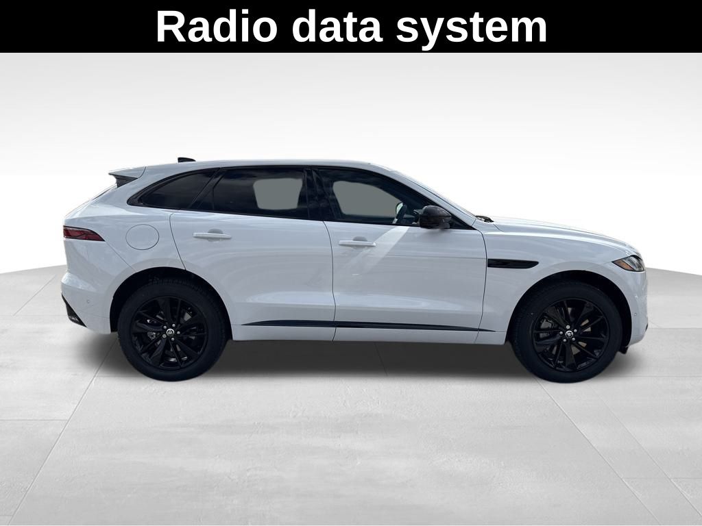 2026 Jaguar F-PACE P250 R-Dynamic S photo 6