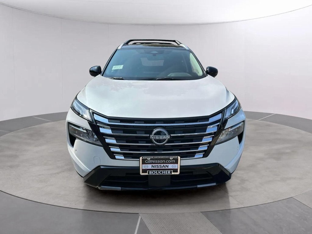 2025 Nissan Rogue Platinum photo 8
