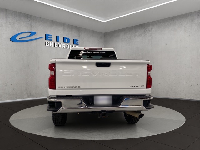 2023 Chevrolet Silverado 3500HD LT photo 3
