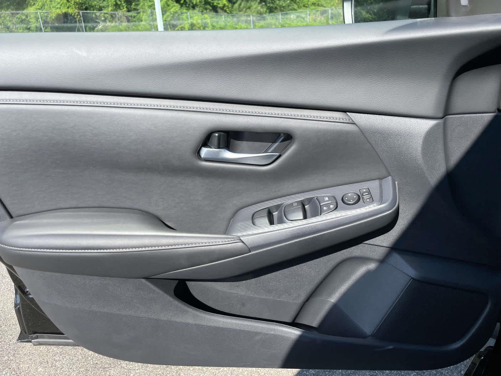 2025 Nissan Sentra SV photo 20