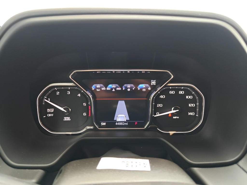 2021 Gmc Yukon SLT photo 3