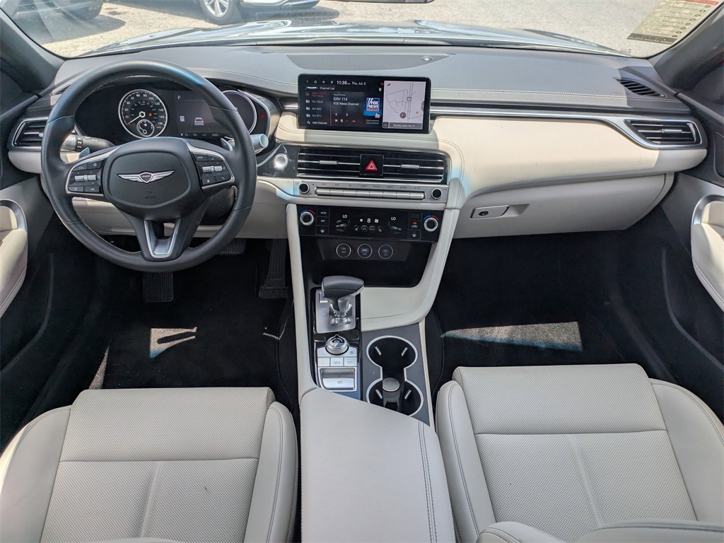 2025 Genesis G70 2.5T photo 14