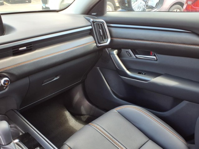 2025 Mazda CX-50 Premium Plus photo 17