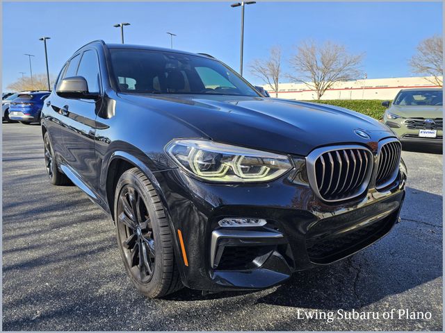 2019 BMW X3 40i's photo