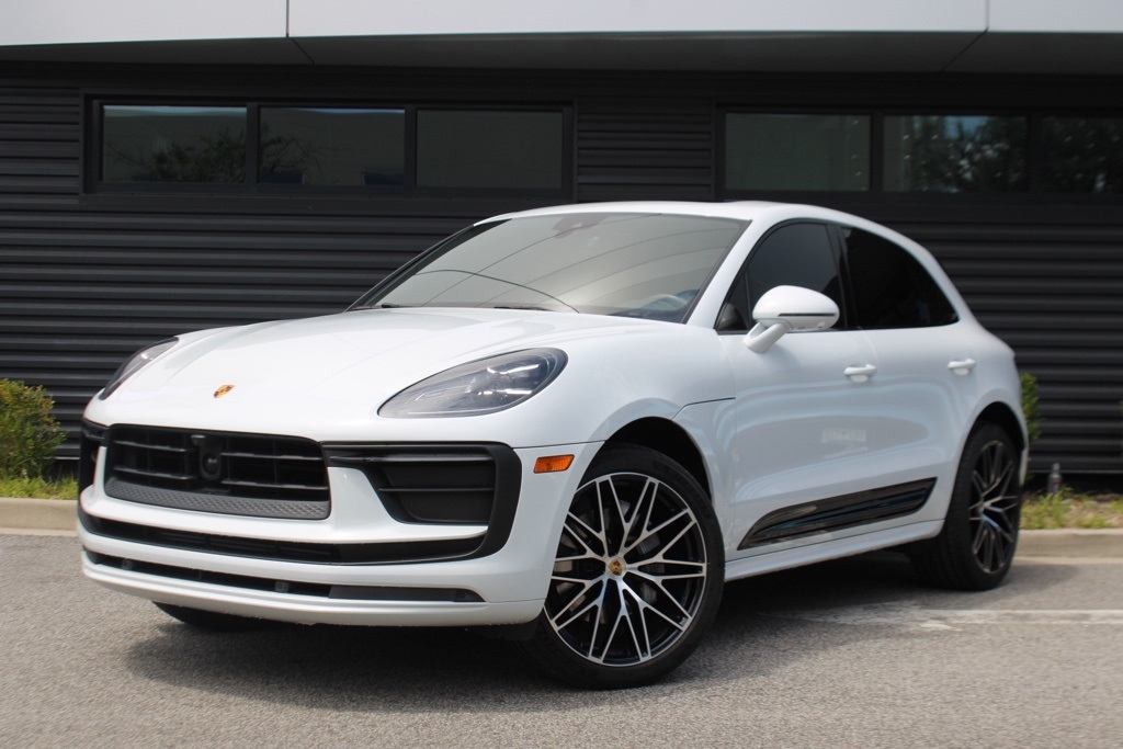 2023 Porsche Macan