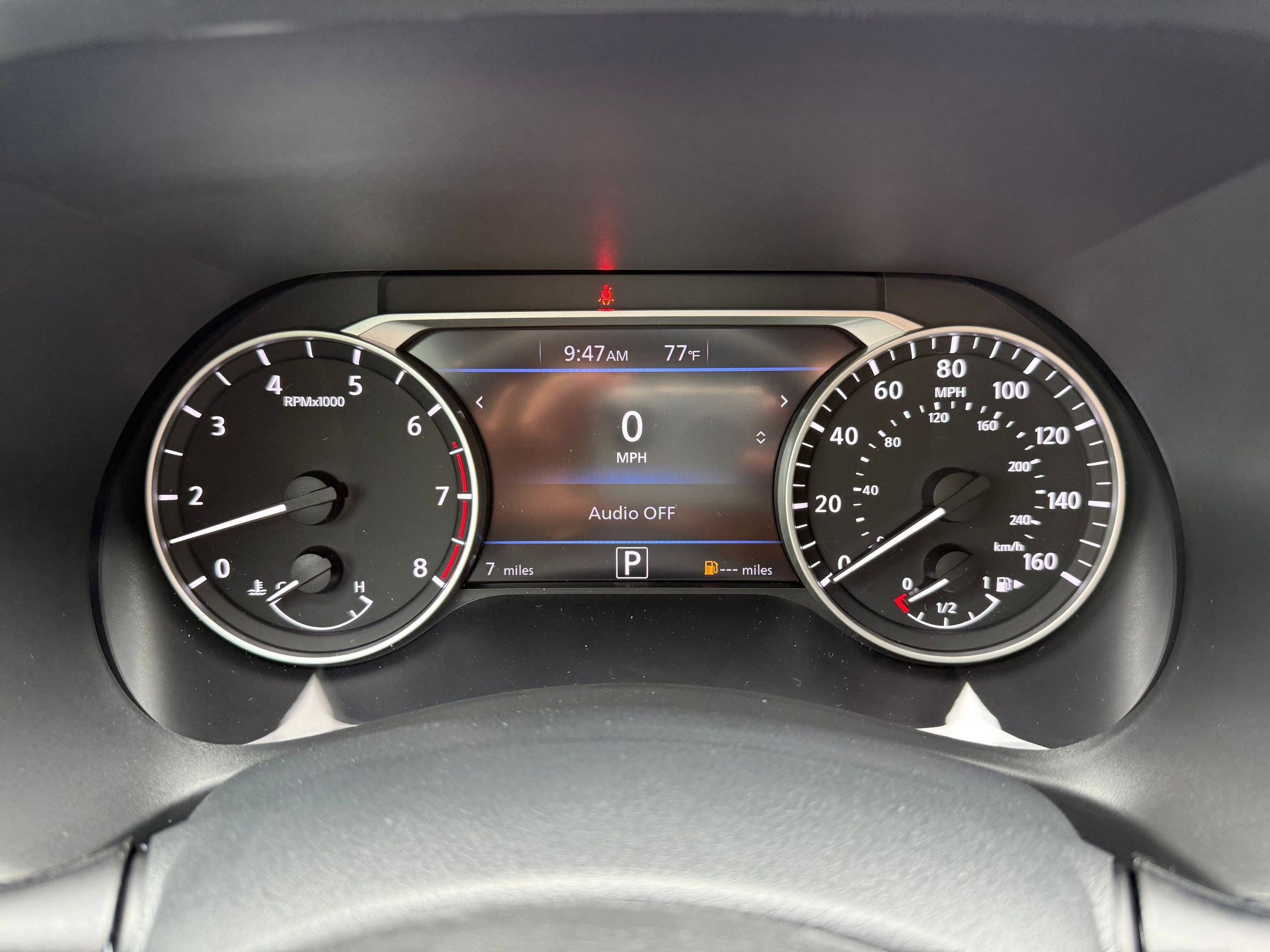 2025 Nissan Sentra SV photo 11