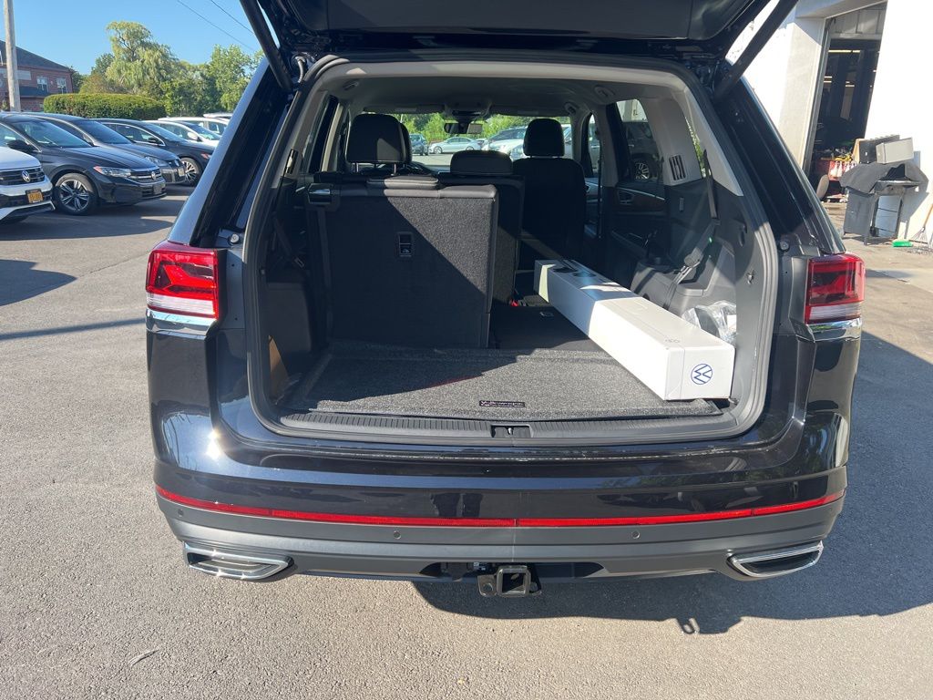 2026 Volkswagen Atlas SE Technology photo 12