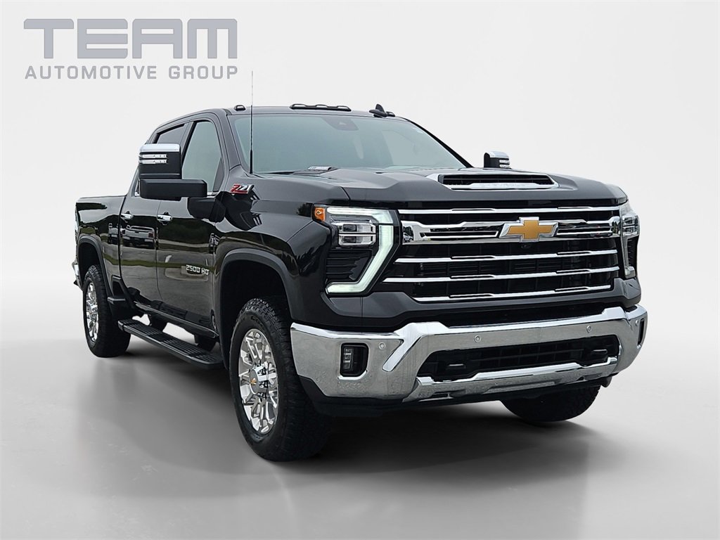 2025 Chevrolet Silverado 2500HD LTZ's photo