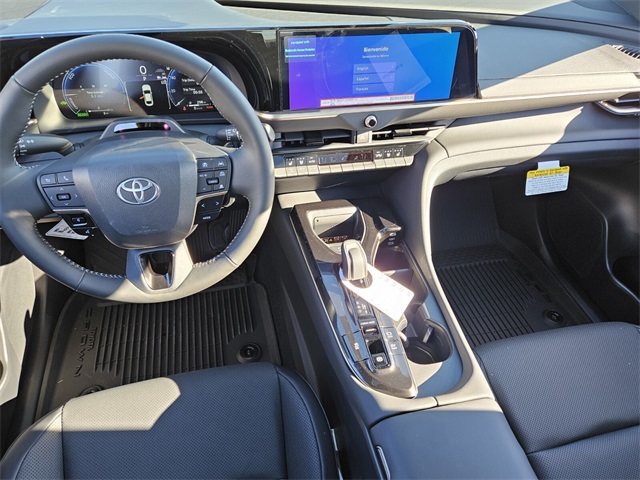 2026 Toyota Crown Limited photo 6