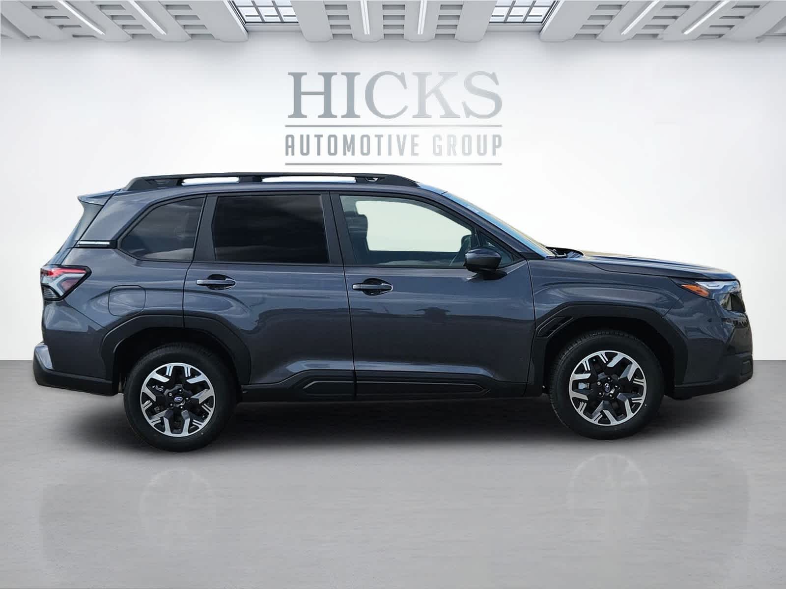 2026 Subaru Forester Premium photo 3