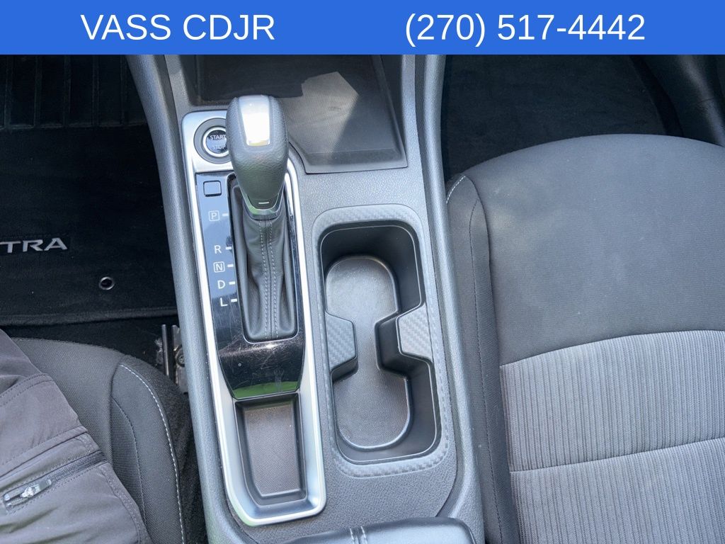 2023 Nissan Sentra SV photo 18
