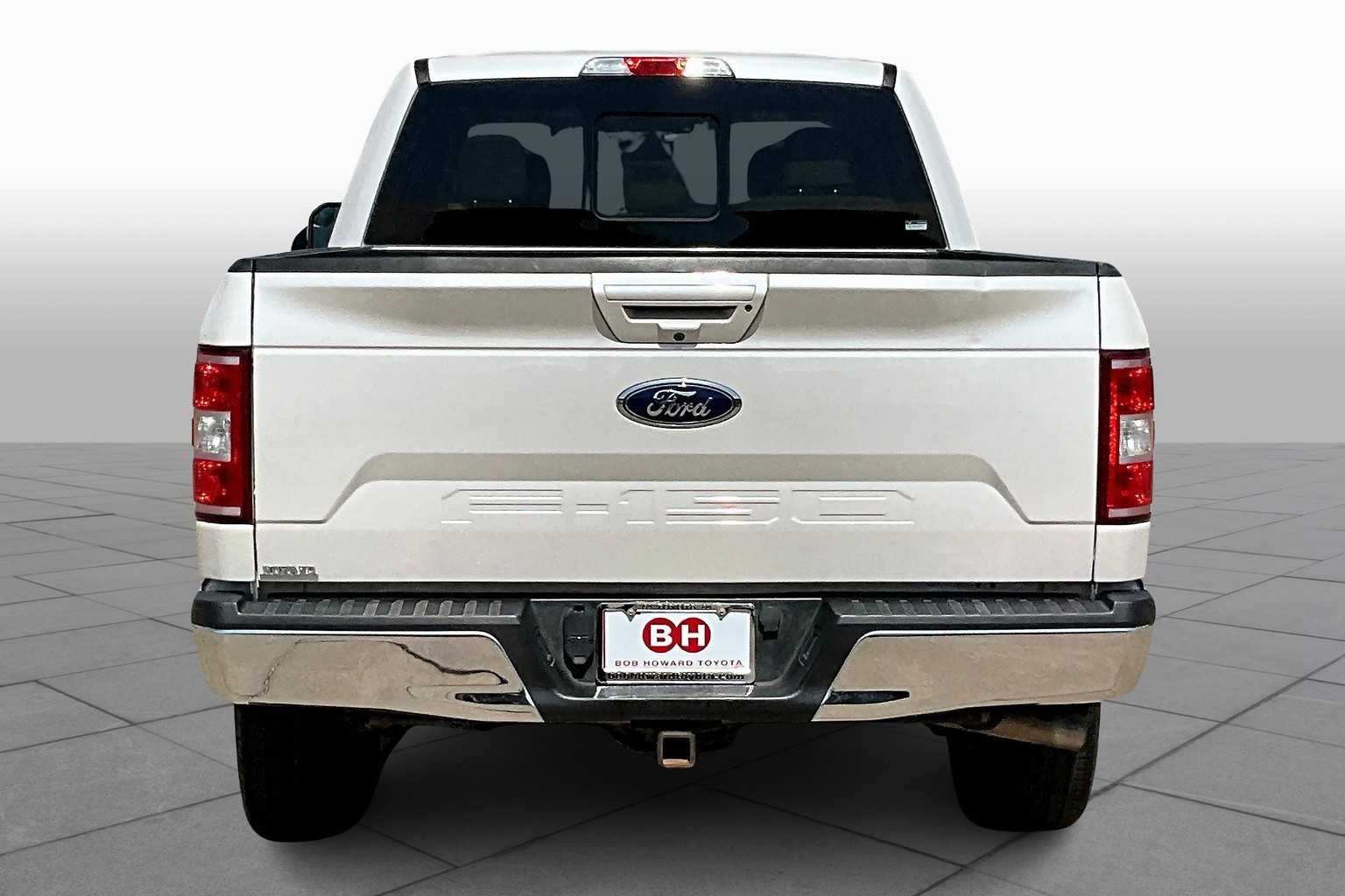 2012 Toyota Tundra CrewMax photo 4