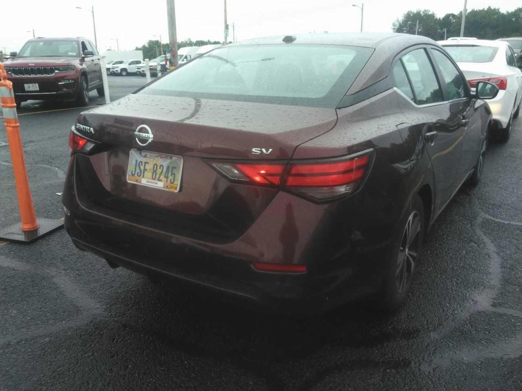 2022 Nissan Sentra SV photo 2