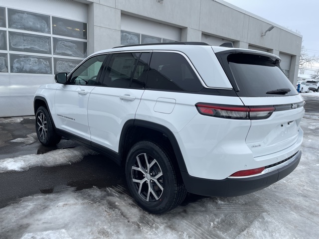 2025 Jeep Grand Cherokee Limited photo 5