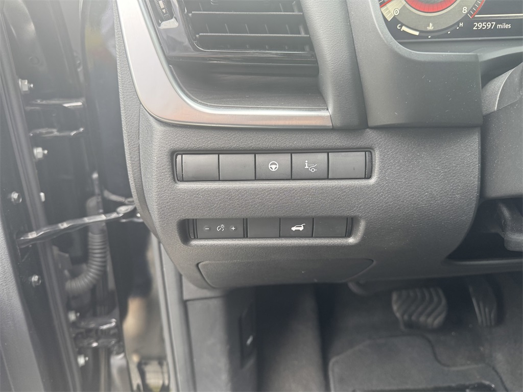 2021 Nissan Rogue Platinum photo 20