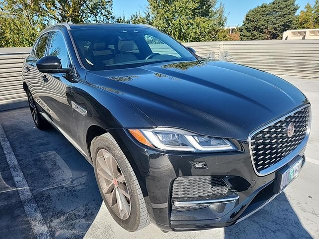 2023 Jaguar F-PACE P250 S photo 3
