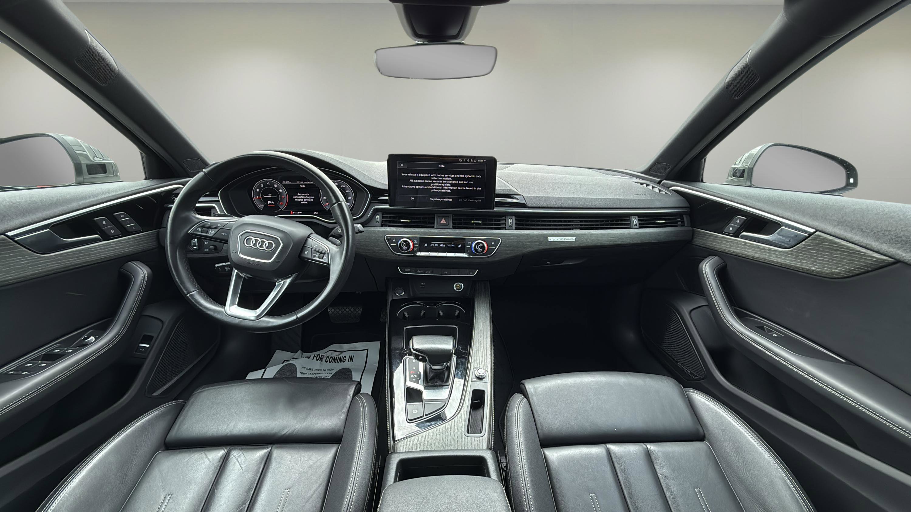 2023 Audi A4 S line Quattro Premium Plus photo 8