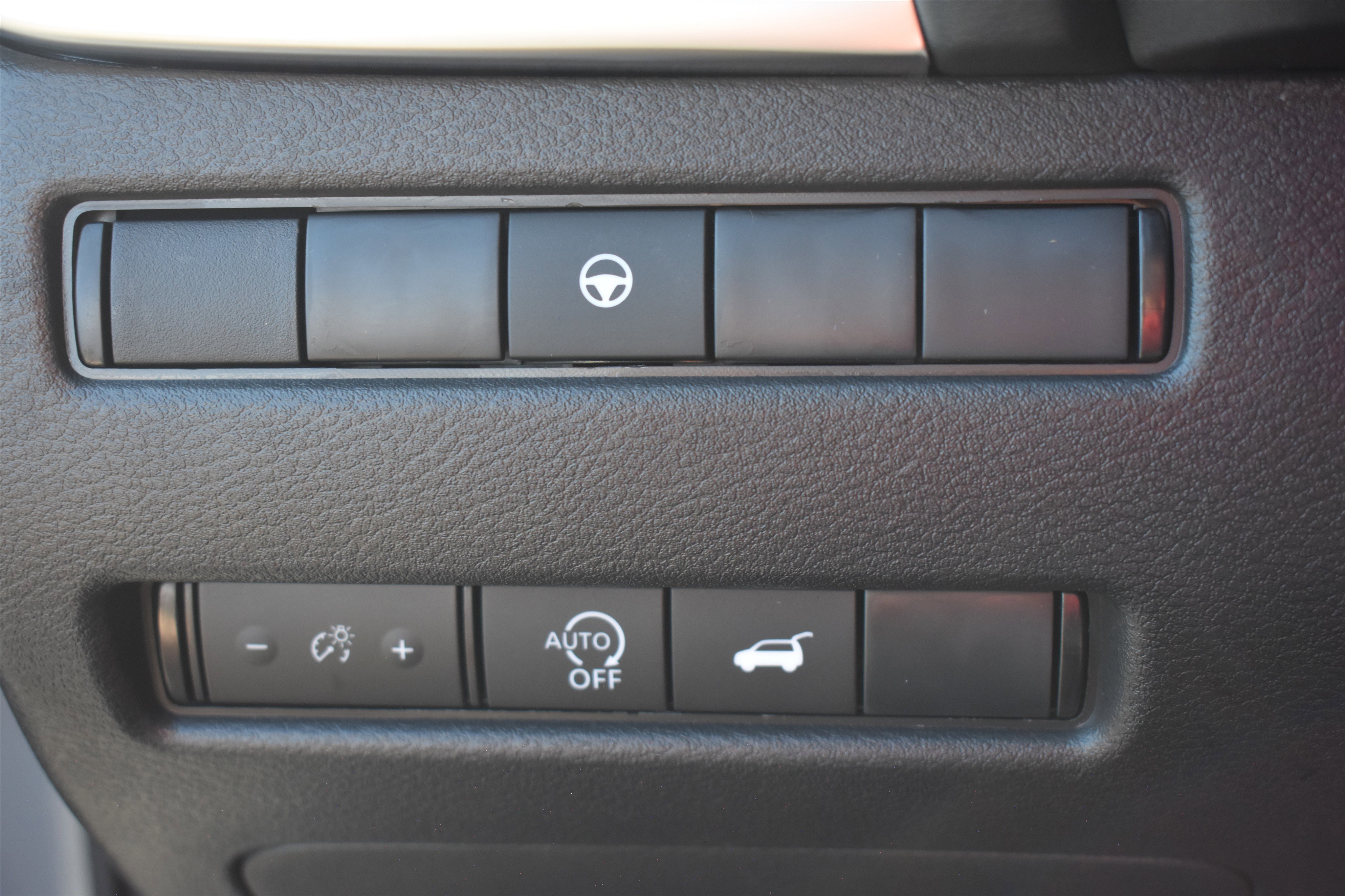 2026 Nissan Rogue SV photo 12