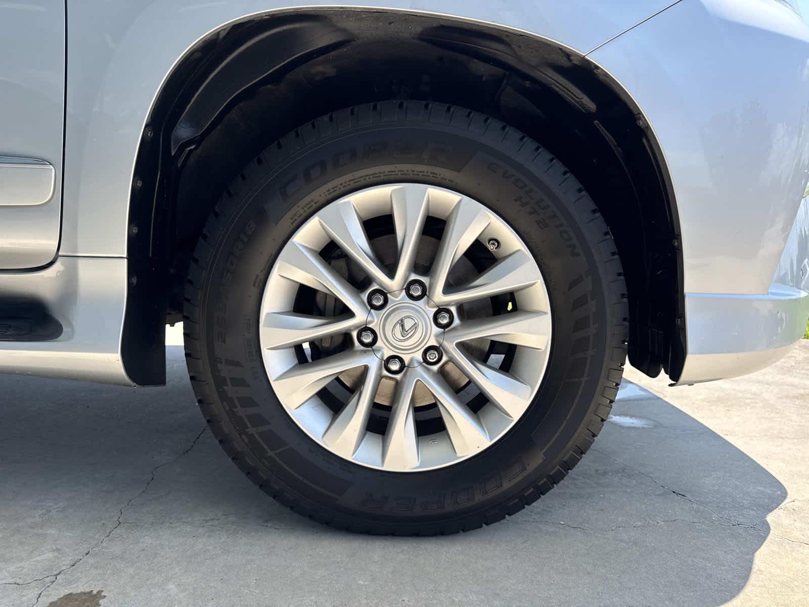 2018 Lexus GX 460 Premium photo 24