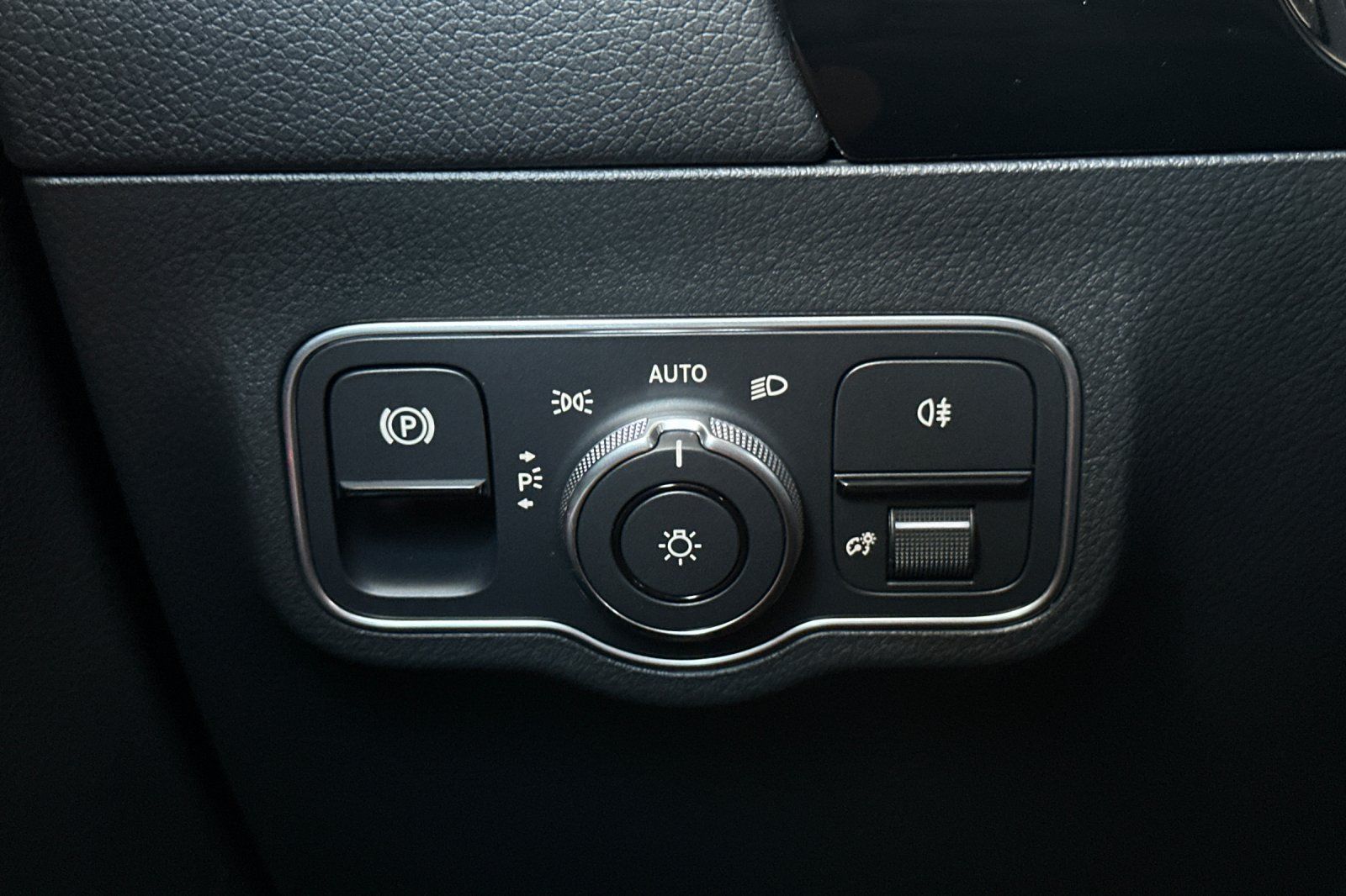 2026 Mercedes Benz GLA 250 photo 22