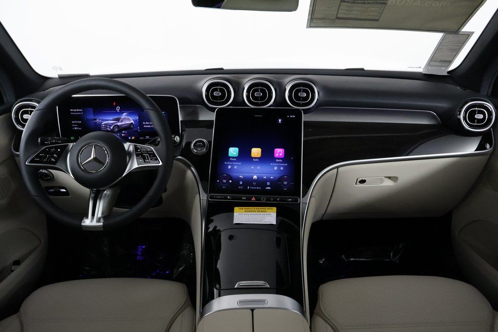 2026 Mercedes Benz GLC 300 photo 3