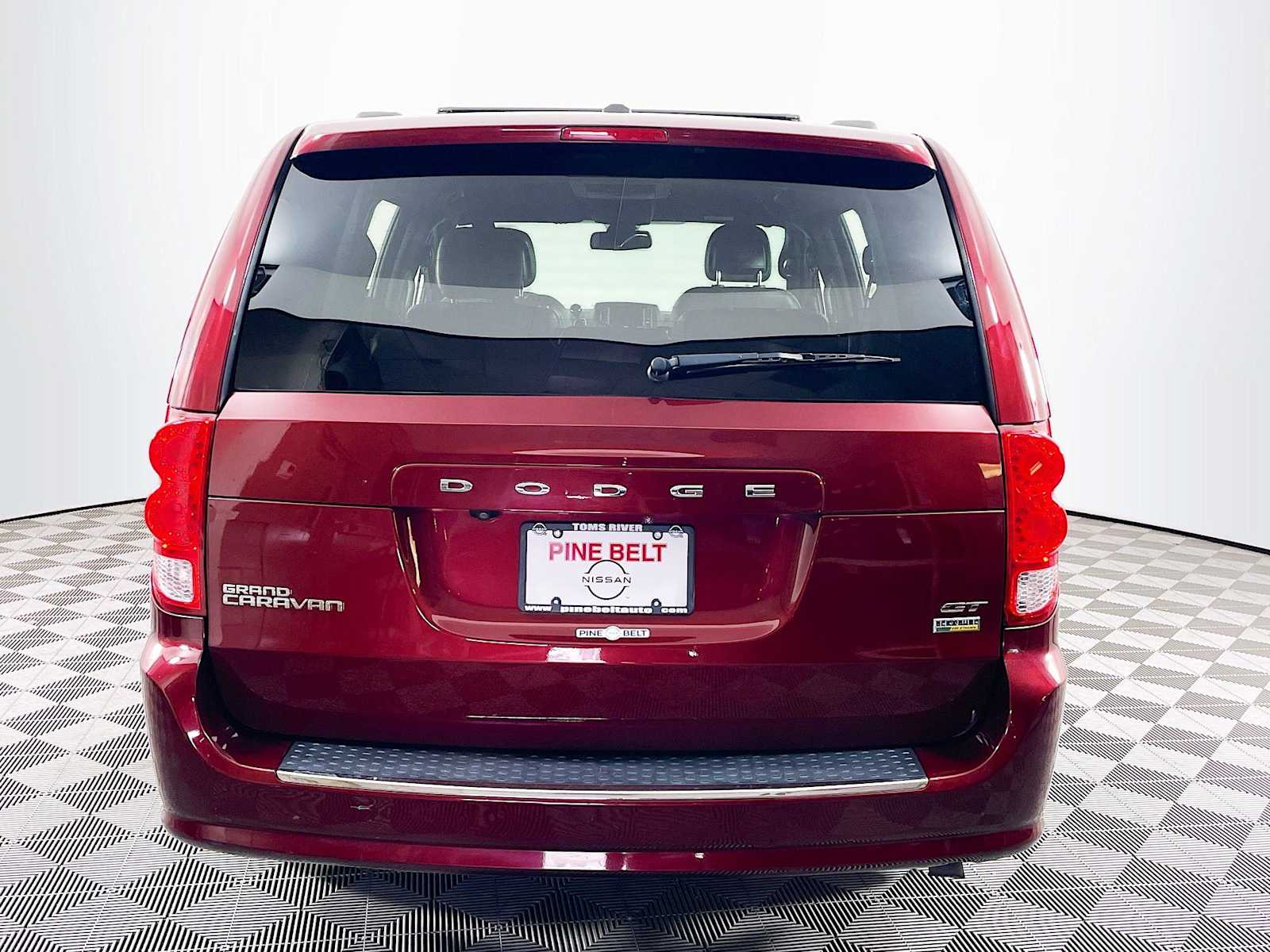 2018 Dodge Grand Caravan GT photo 3