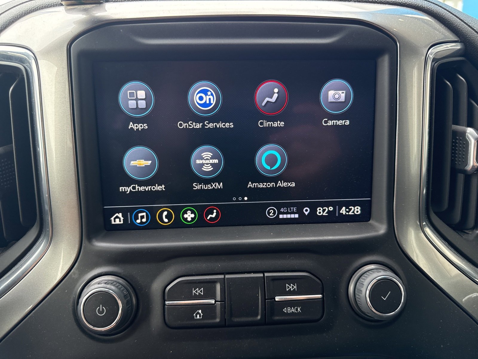 2022 Chevrolet Silverado 1500 RST photo 23