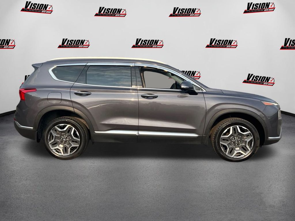 2023 Hyundai Santa Fe Limited photo 4
