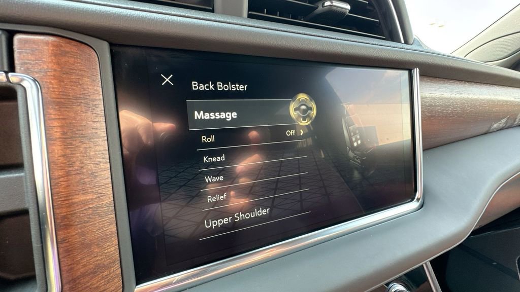 2024 Gmc Yukon Denali Ultimate photo 42