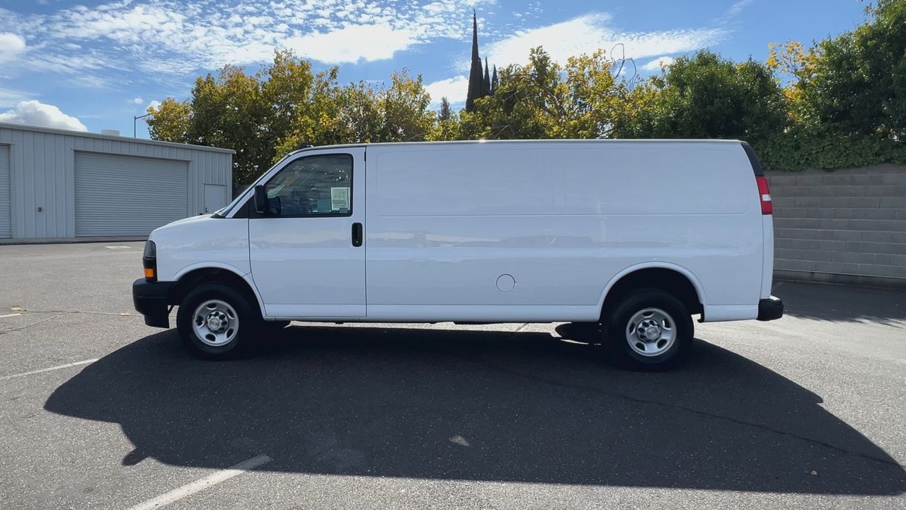 2023 Chevrolet Express Cargo 2500 photo 33